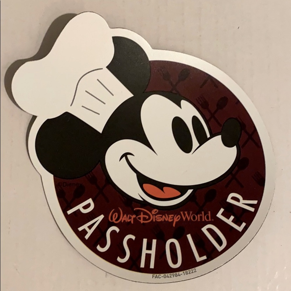 Disney Passholder Magnet 🐭 Chef Mickey Mouse